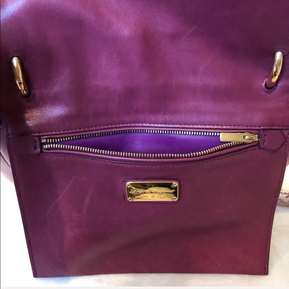 Ferragamo Susanna: top handle cross body hand bag - Picture 4 of 8